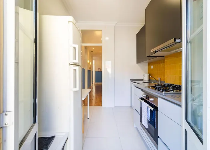 Inglaterra By Hill * Lisboa